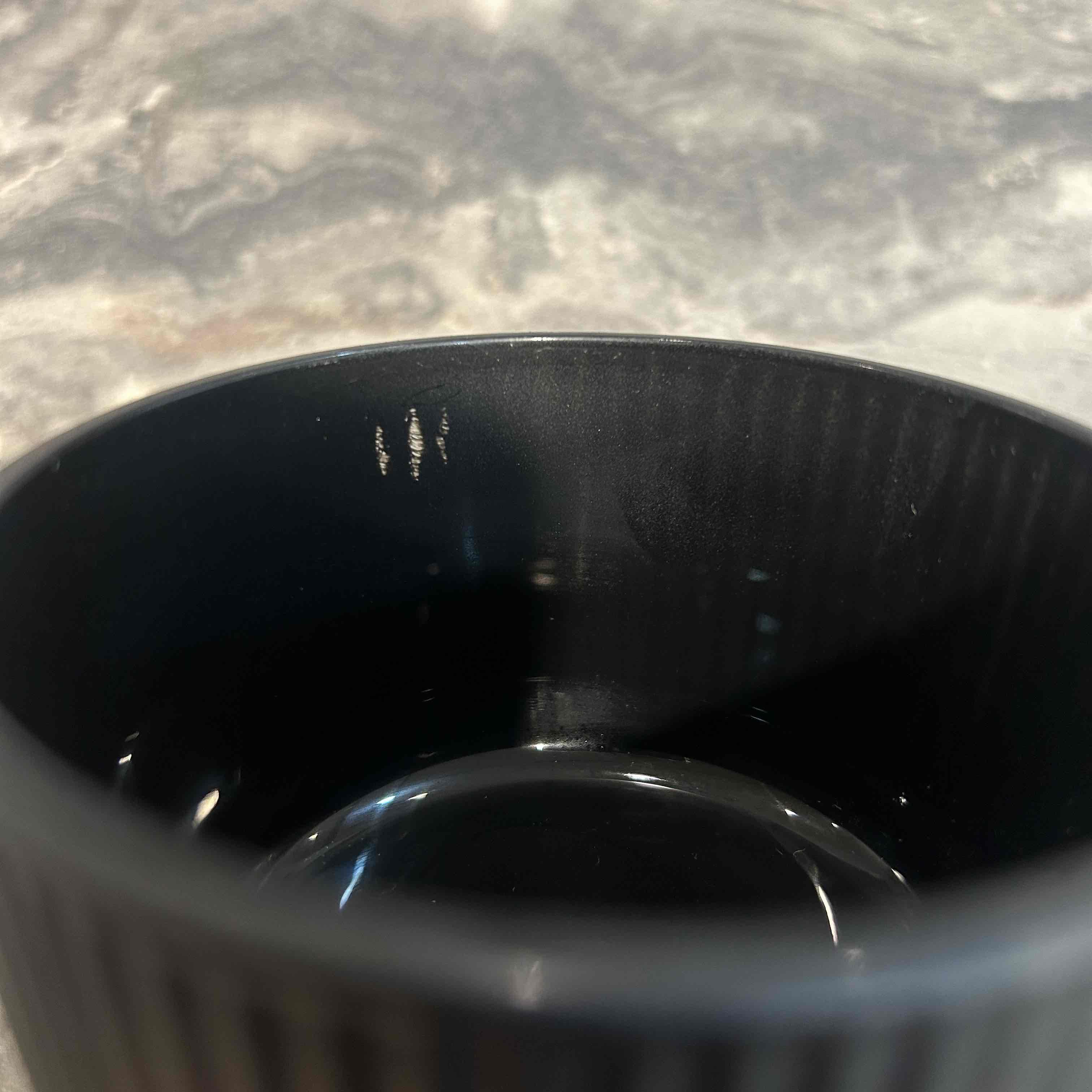 ガラス製　アンティークブラックスタンドカップ
