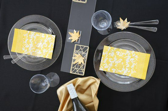 ステンレス製　ゴールド　紅葉の箸置き
