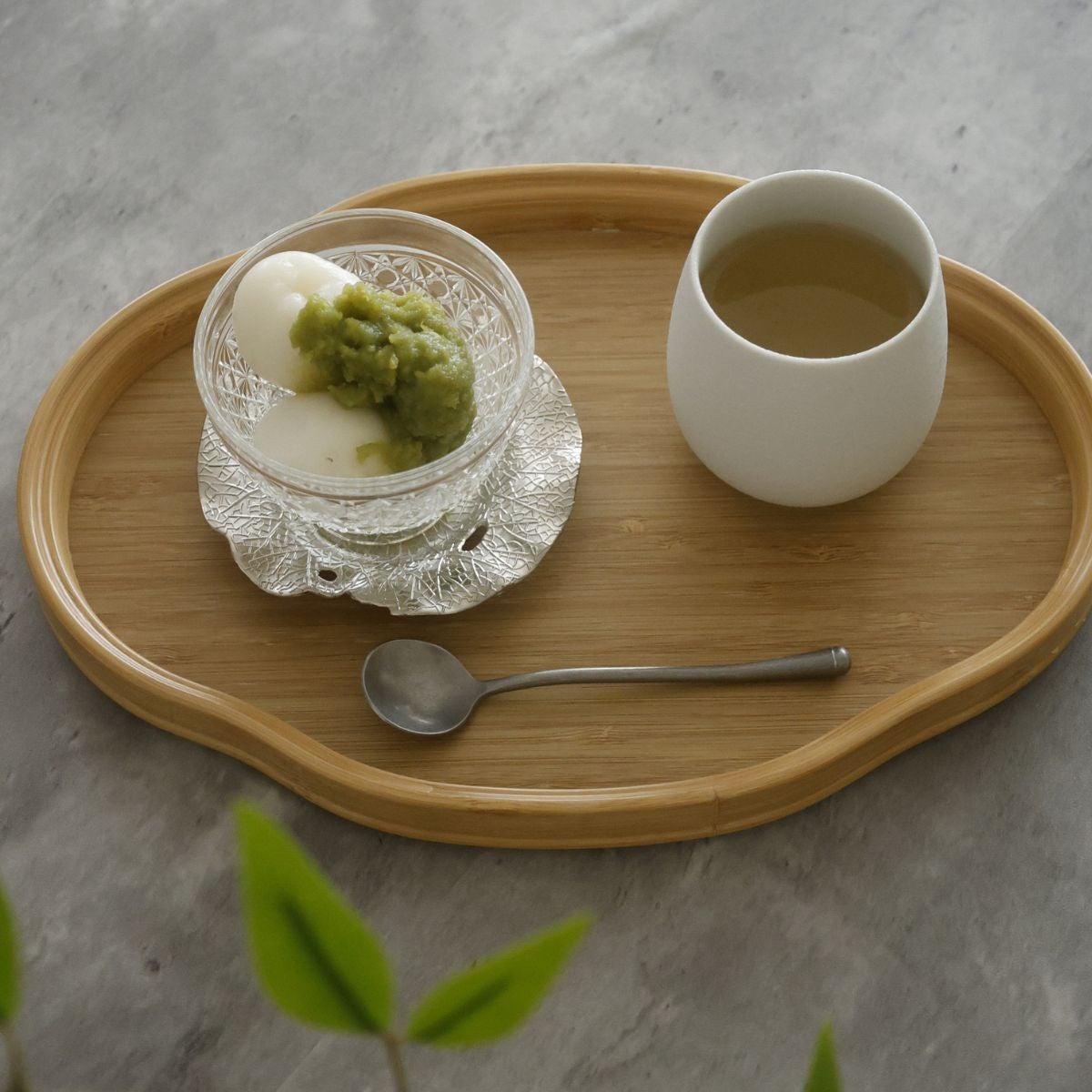 蓮の葉リーフ　シルバー茶たくトレー　10.3cm