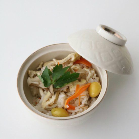 美濃焼 金縁花菱 蓋付き小煮物碗｜M苦楽園｜おしゃれな食器通販サイト