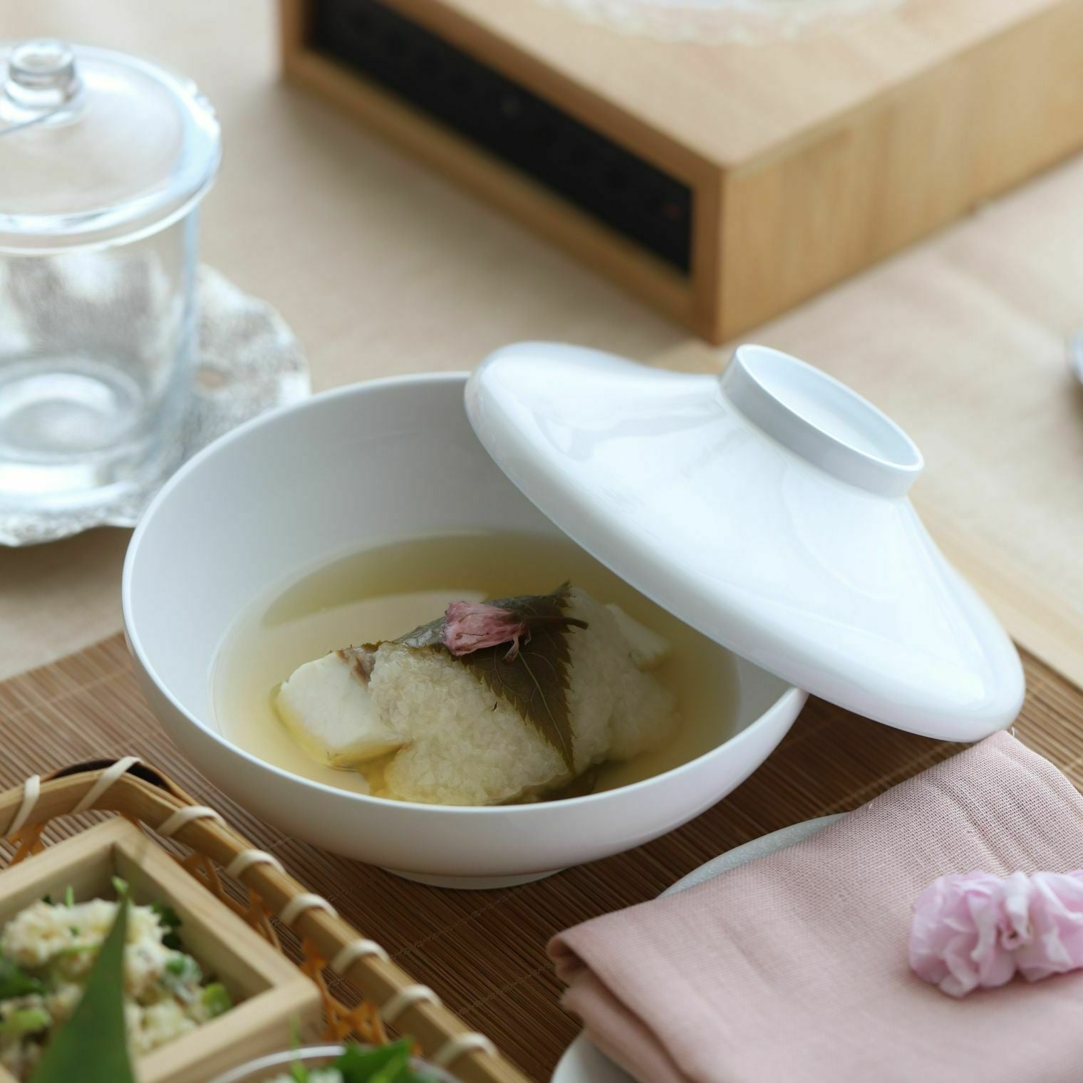 蓋付富士型椀 13.5cm｜M苦楽園｜おしゃれな食器通販サイト