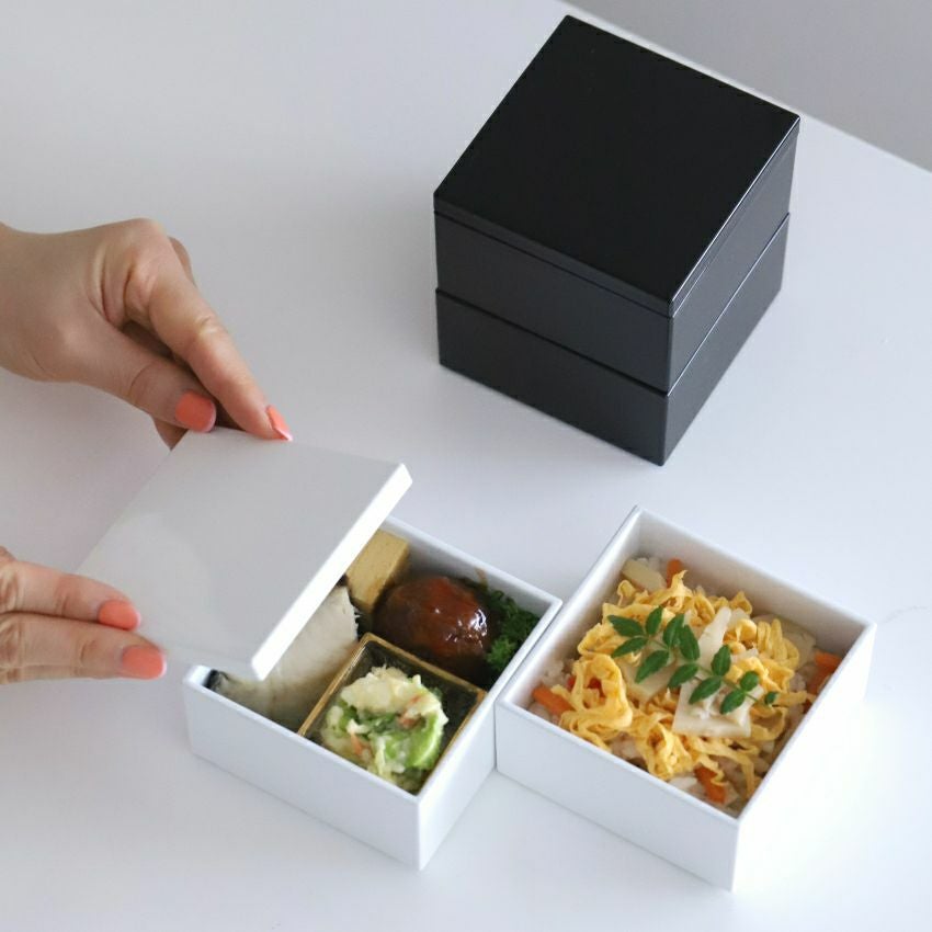 お重mini ミニ正角2段お重ボックス 黒白 9cm｜M苦楽園｜おしゃれな食器通販サイト
