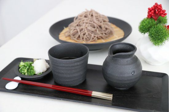 美濃焼　黒いそば猪口セット　磁器　黒曜