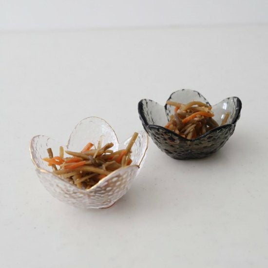 ガラス製金縁フラワーボウル花型小鉢ブラック・クリア｜おしゃれな食器