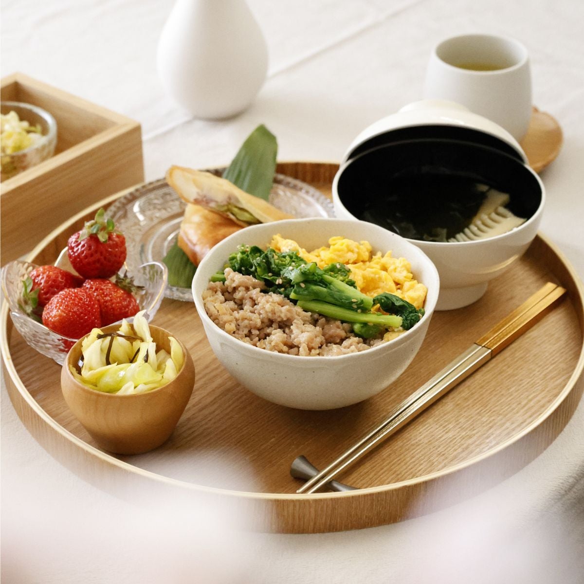 木製 丸盆ラウンドトレー モダンスタイル｜M苦楽園｜おしゃれな食器