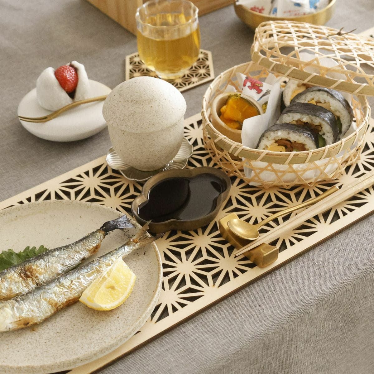 木製 麻の葉柄 長角プレイスマット折敷｜M苦楽園｜おしゃれな食器通販