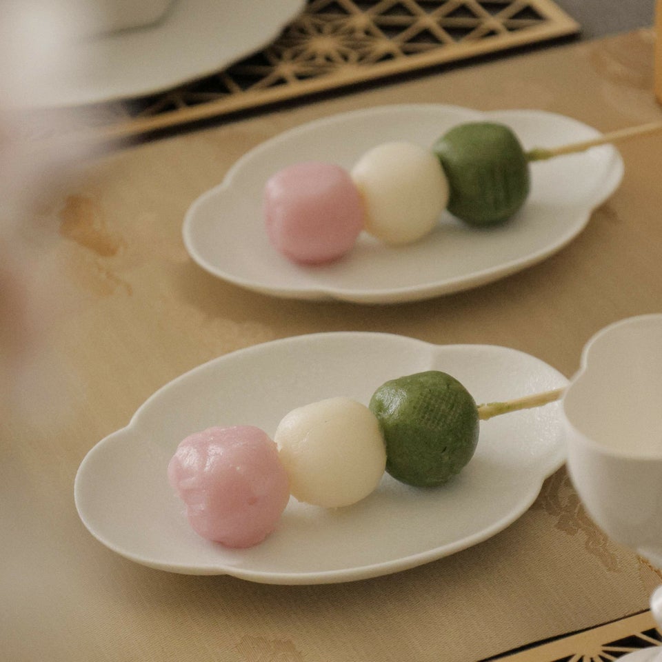 有田焼　白い楕円オーバル木甲皿　磁器　スノー　