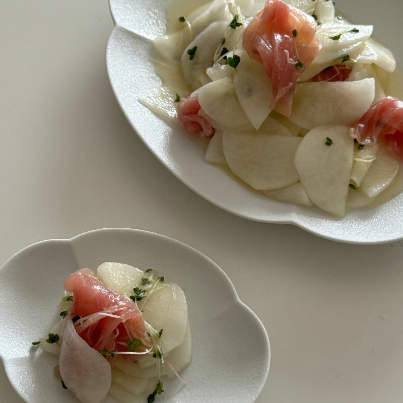有田焼 白い楕円オーバル木甲皿 スノー｜大人おしゃれな食器やお皿の