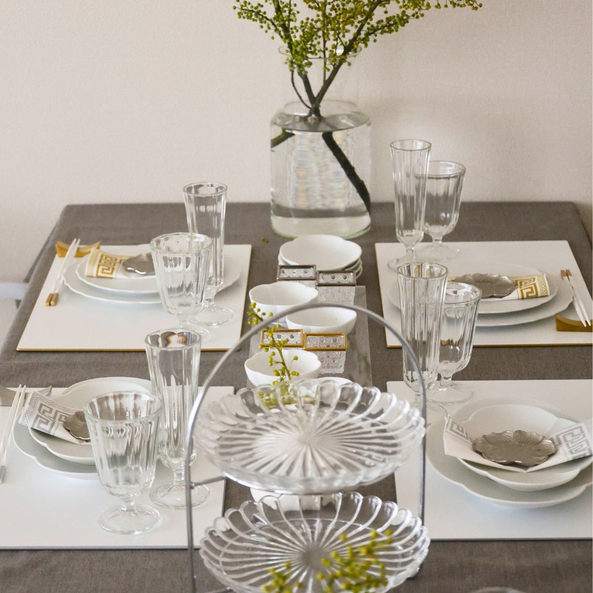 有田焼　白い楕円オーバル木甲皿　磁器　スノー　