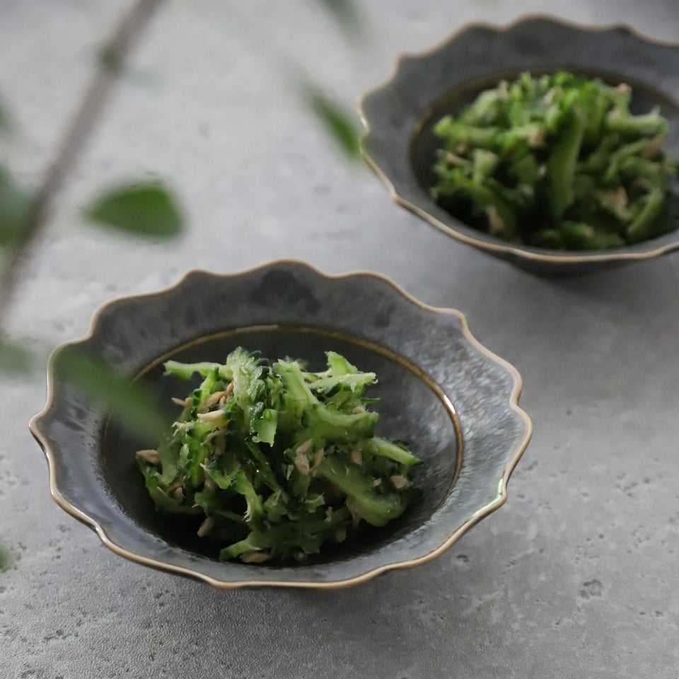 美濃焼　輪花ボウル　陶磁器　KOUETU