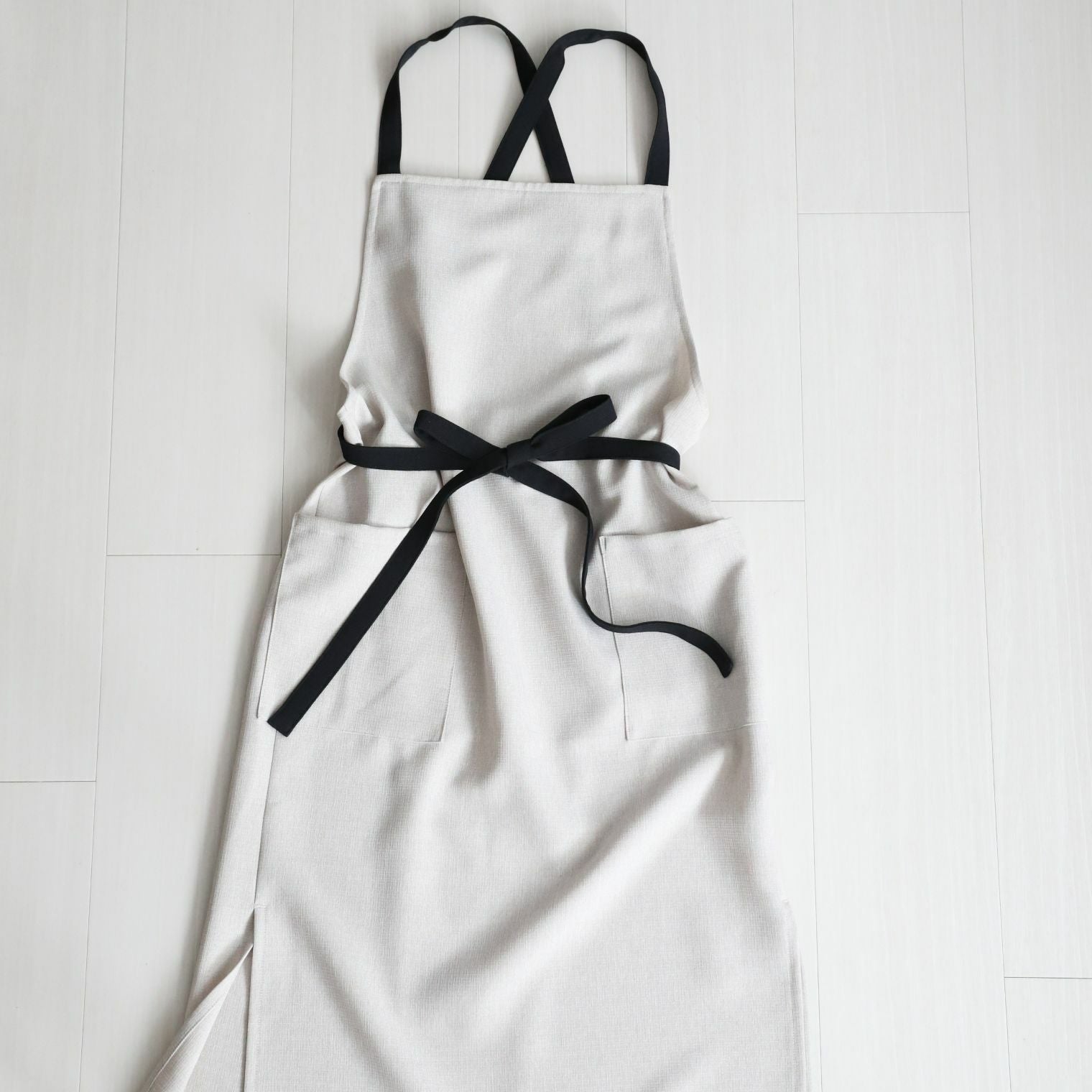 おしゃれエプロン　シンプル　エクリュ｜M苦楽園オリジナル｜