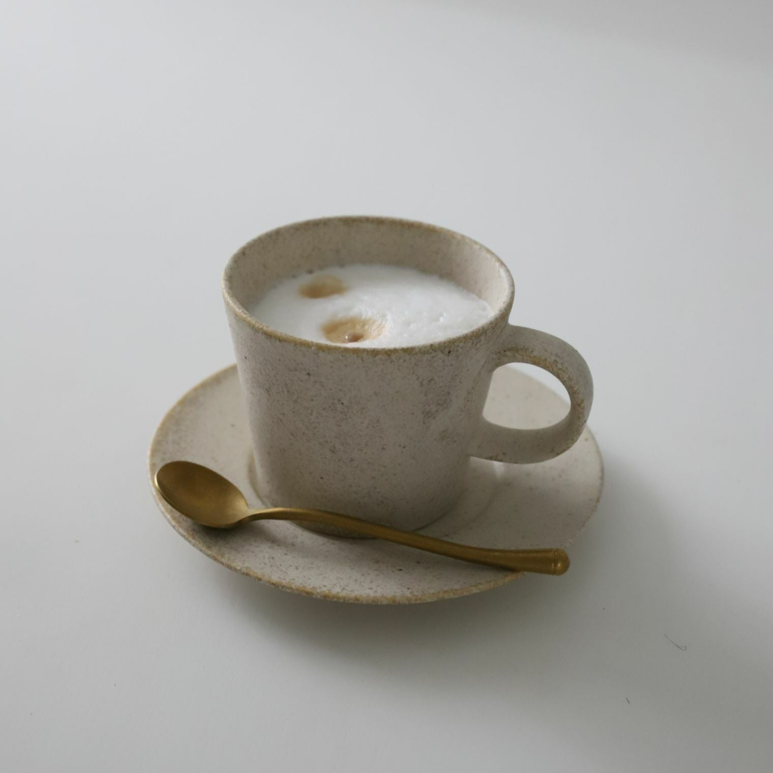 美濃焼コーヒーカップ＆ソーサー サンディ｜M苦楽園｜おしゃれな食器