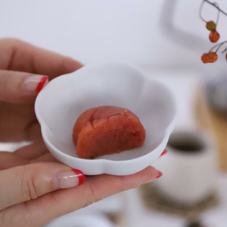 有田焼 白い豆梅小鉢 磁器 スノー 8cm｜おしゃれな食器の通販サイト M