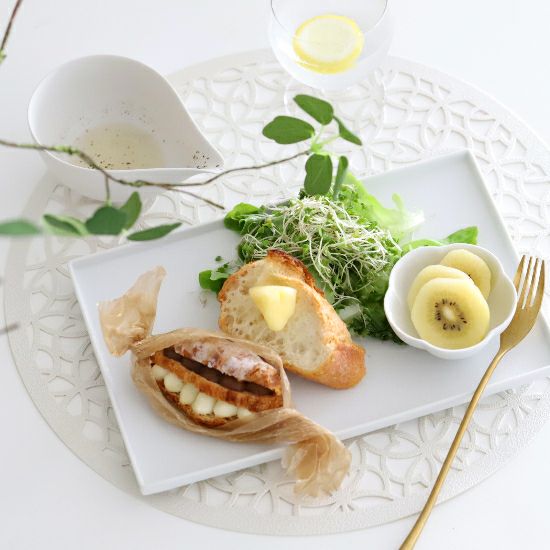 有田焼 白い片口小鉢スノー14cm｜M苦楽園｜おしゃれな食器通販サイト
