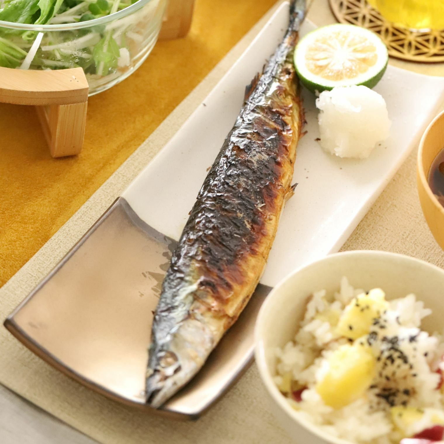 美濃焼 さんま皿 磁器 AKI 28cm｜おしゃれな食器の通販サイト M苦楽園