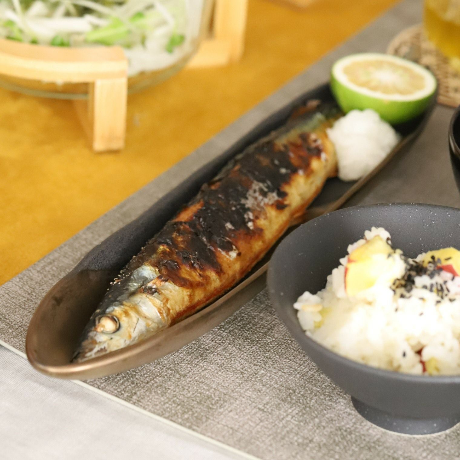 美濃焼 舟形プレート皿 磁器 AKI 33cm｜おしゃれな食器の通販サイト M
