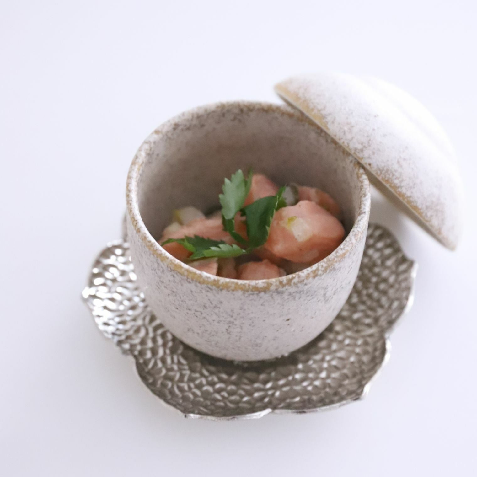 美濃焼 蓋付茶碗蒸し碗サンディ｜おしゃれな食器の通販サイト M苦楽園