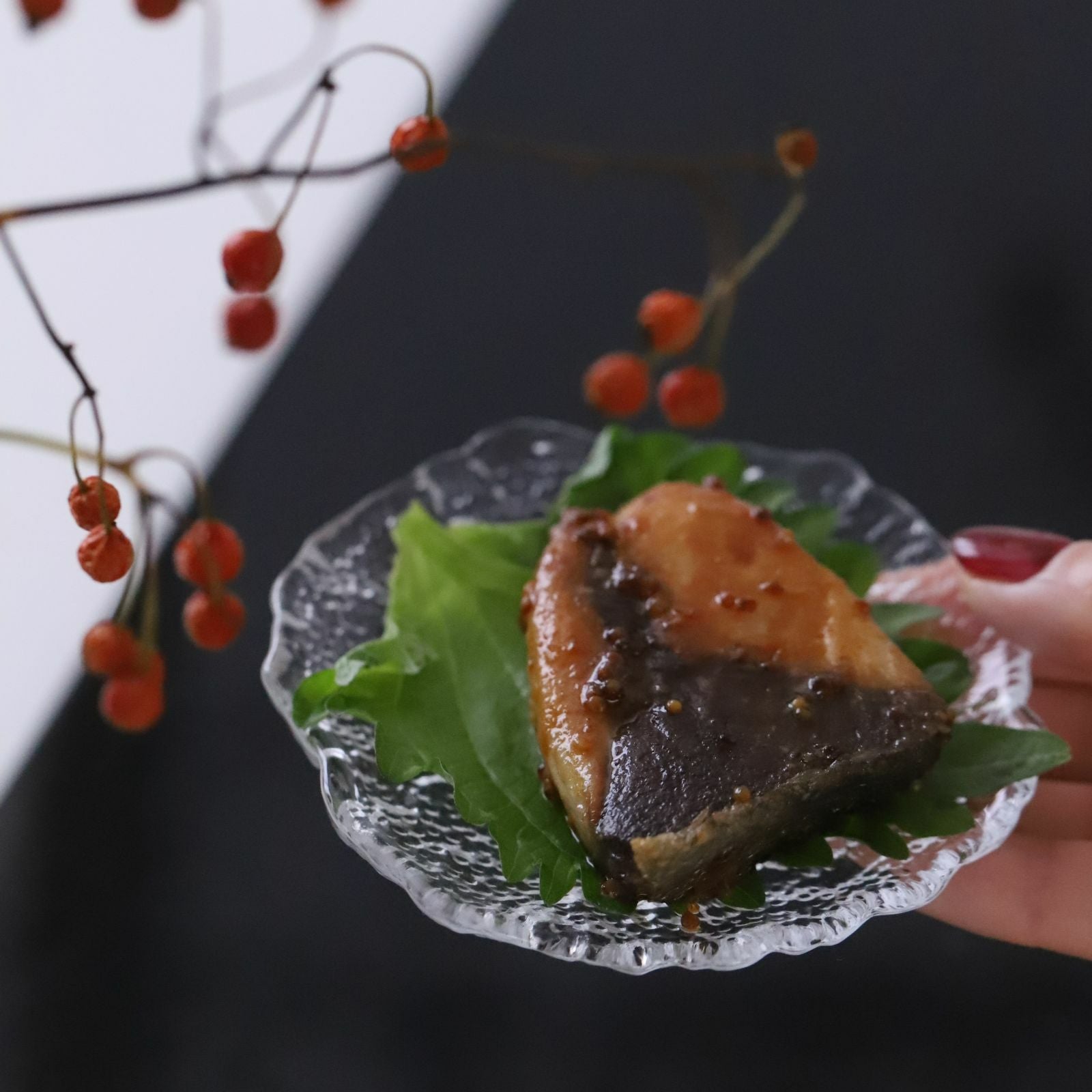 ガラス製 ランダムミニプレート皿 フリーズ｜大人おしゃれな食器やお皿