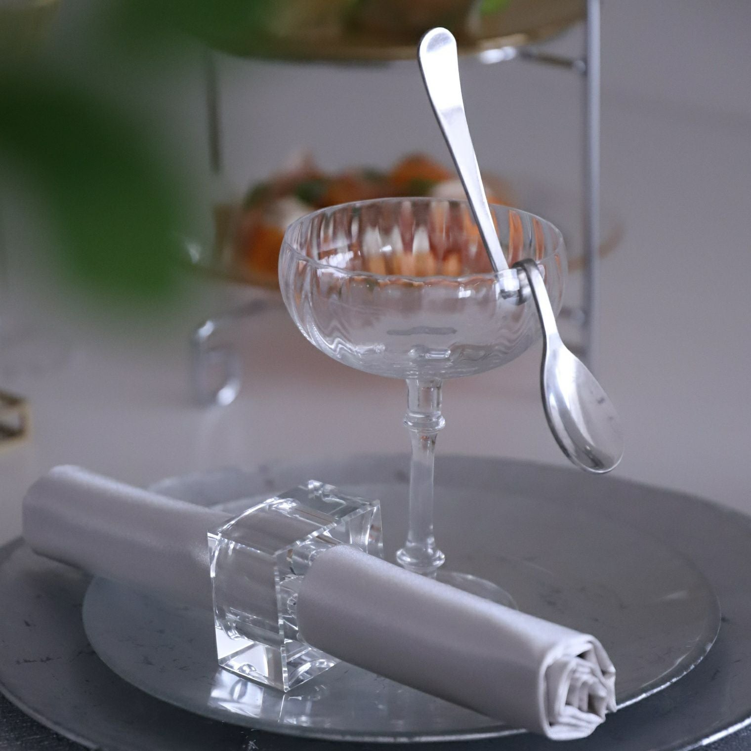 ガラス製 銀箔プレート皿 オーブ｜大人おしゃれな食器やお皿の通販専門