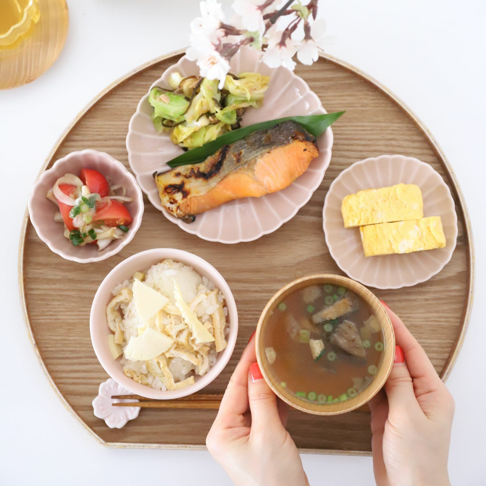 木製半月盆 ナチュラル｜M苦楽園｜おしゃれな食器通販サイト