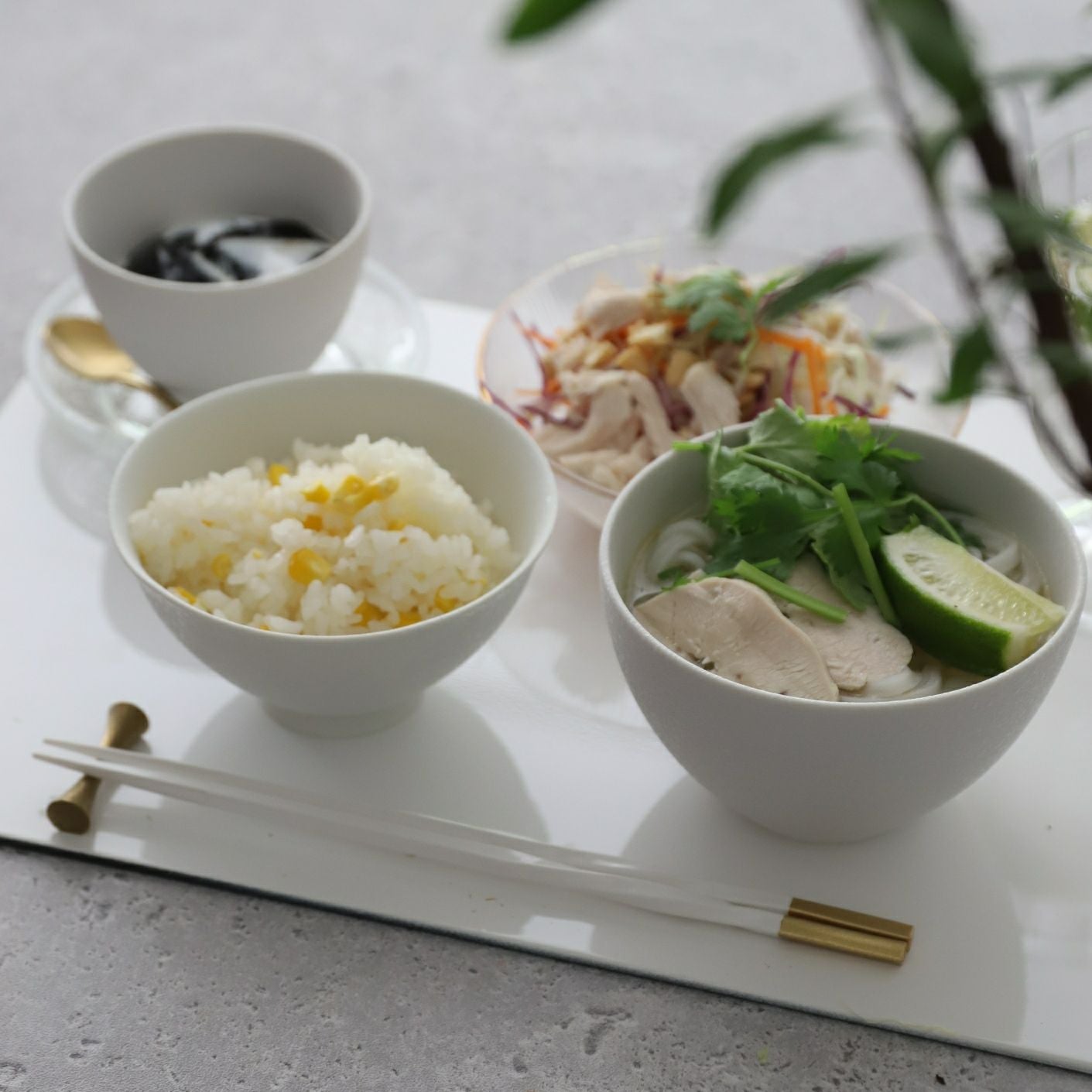 長角リバーシブル折敷ホワイト｜M苦楽園｜おしゃれな食器通販サイト