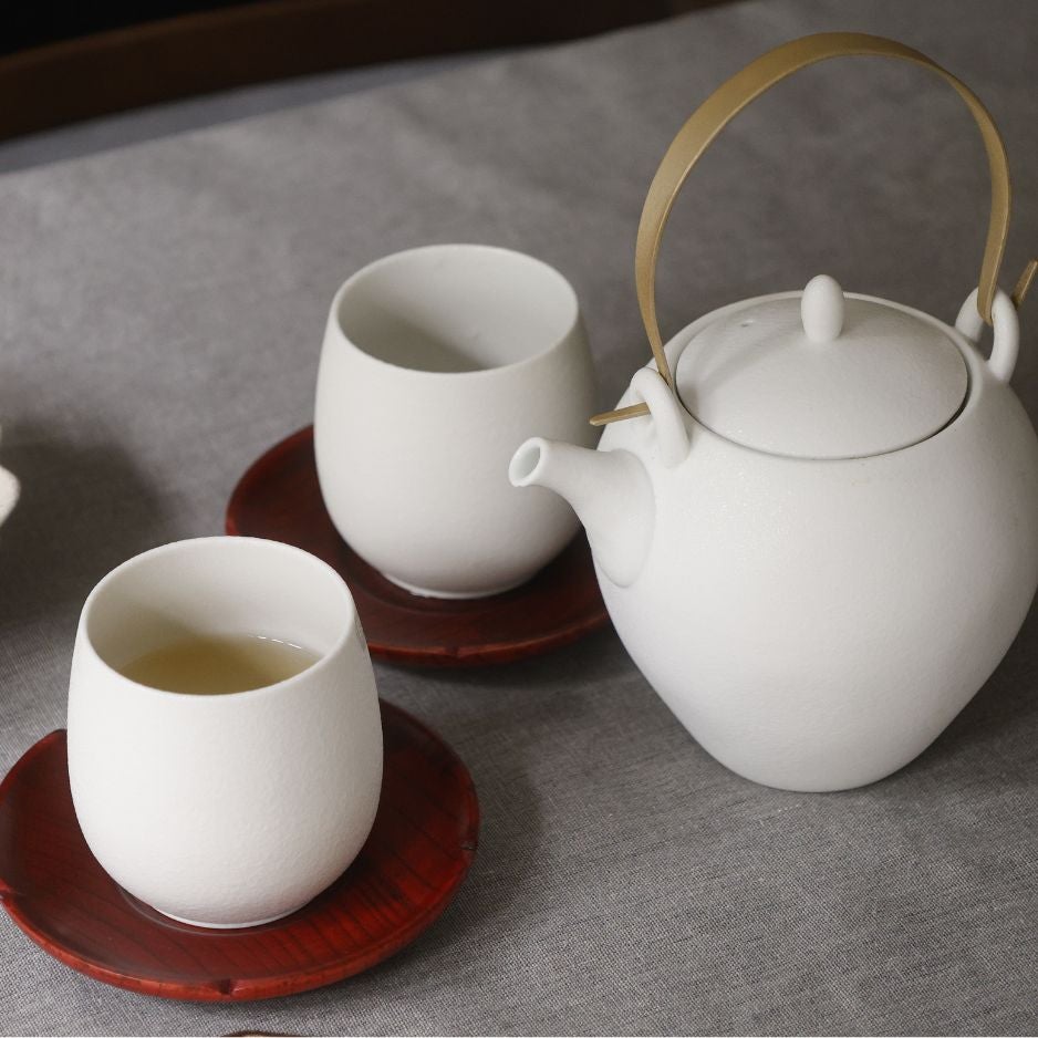 木製 漆器花型茶たく 12cm｜｜M苦楽園｜おしゃれな食器通販サイト