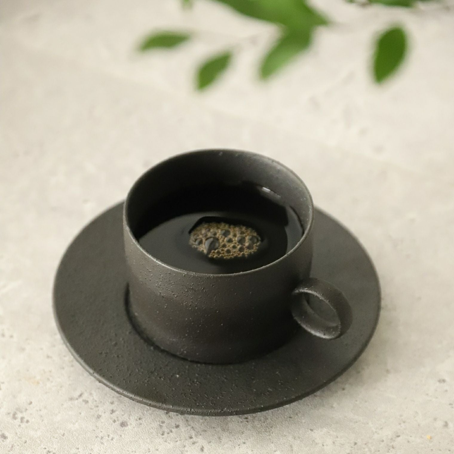 美濃焼 黒いコーヒーカップ＆ソーサー YOZORA｜大人おしゃれな食器やお