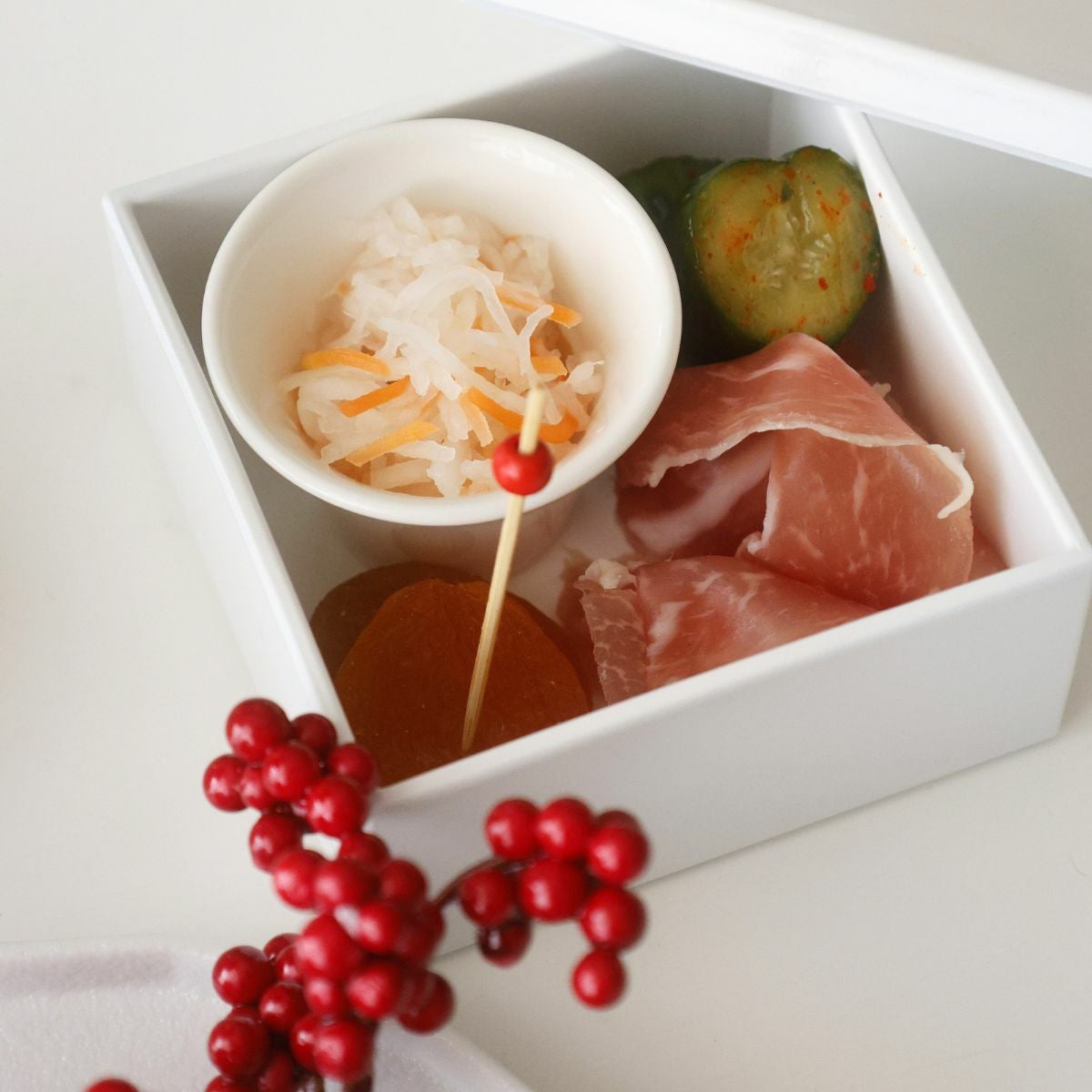 陶器製　反り丸型豆鉢