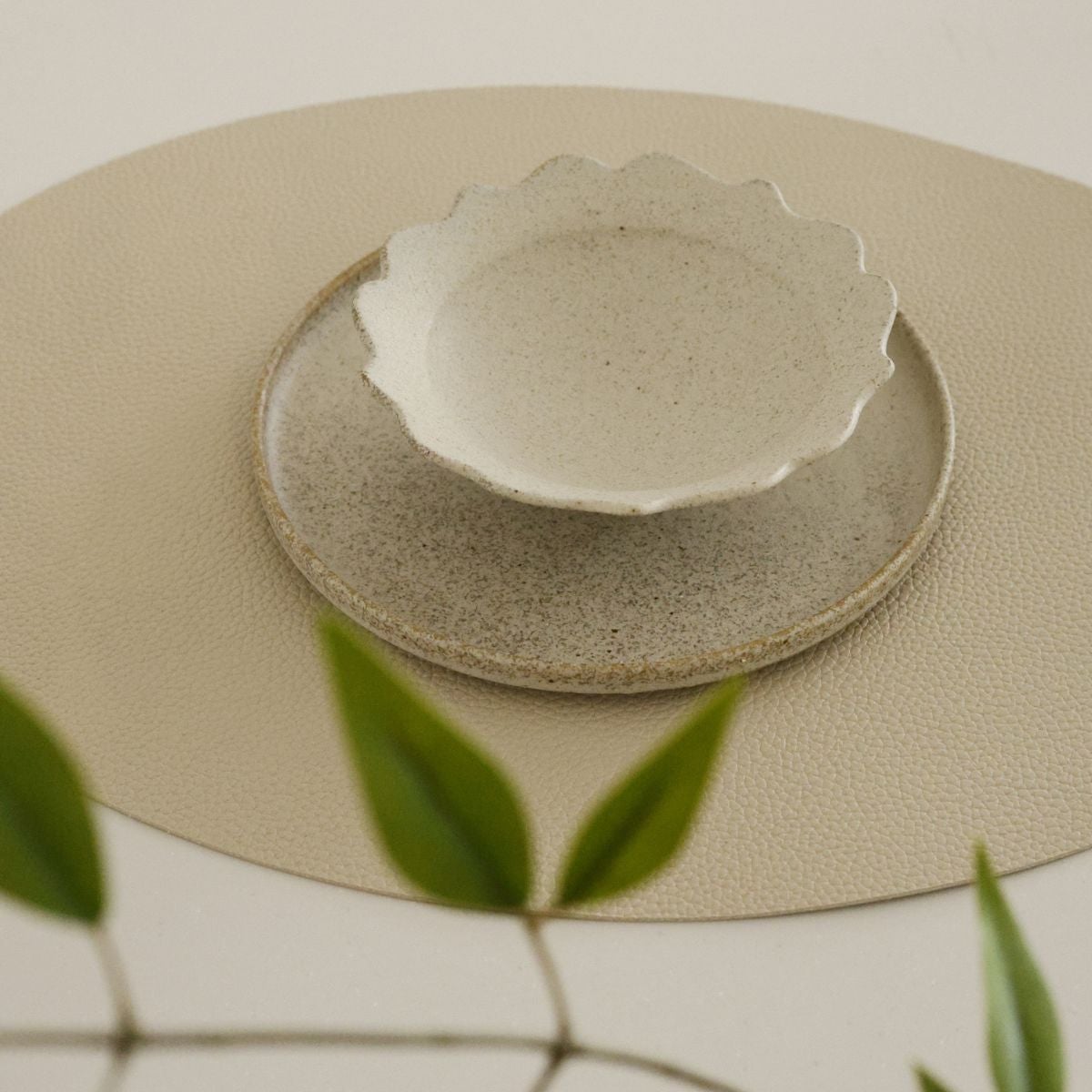 美濃焼　輪花ボウル14cm　サンディ