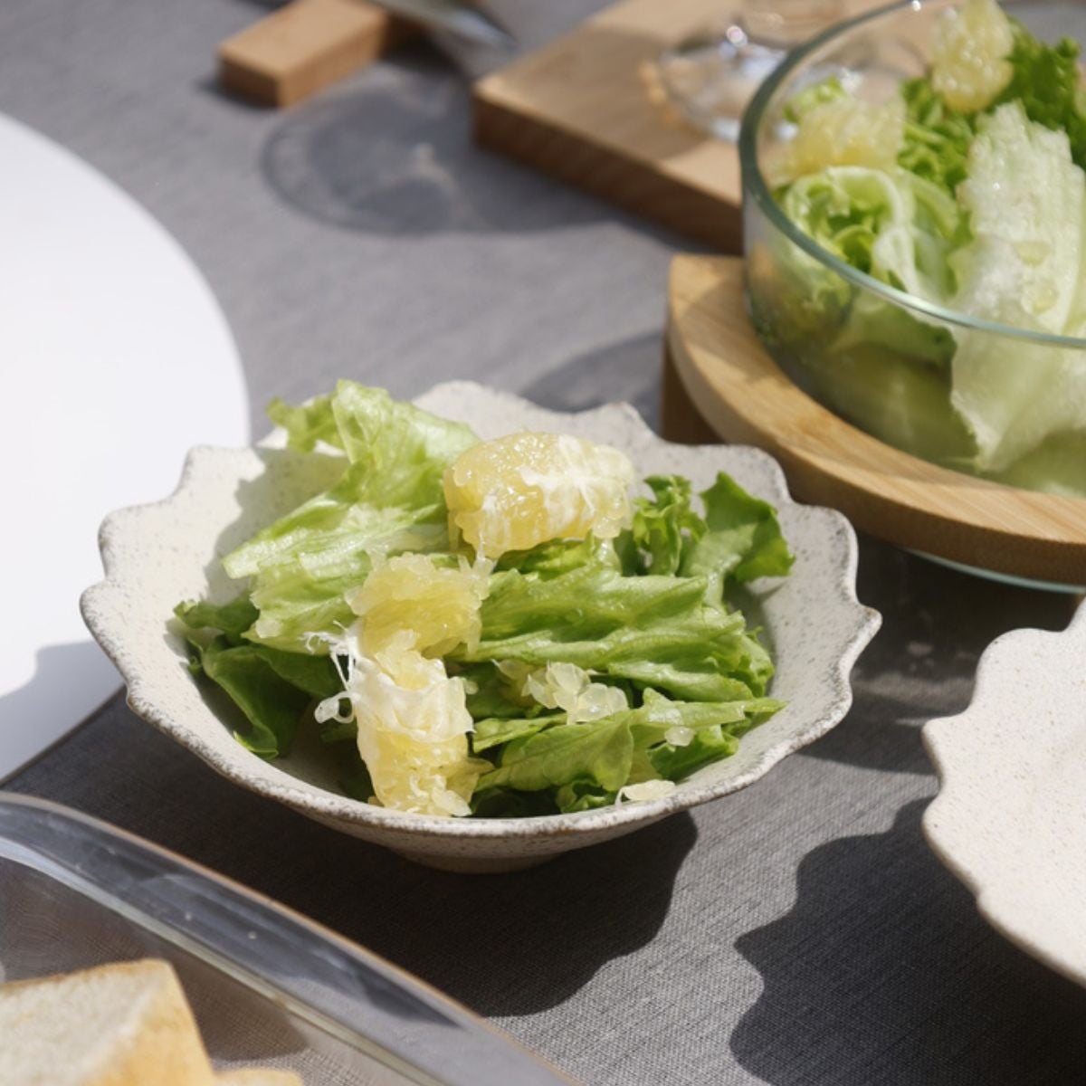 美濃焼　輪花ボウル14cm　サンディ